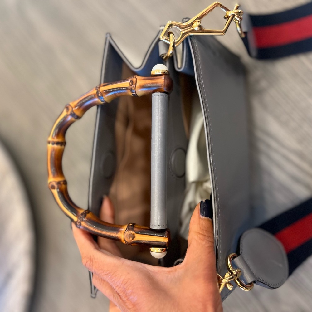 Classic Gray Top-Handle Women's Bag with Bamboo Handles - Picture 3 of 6